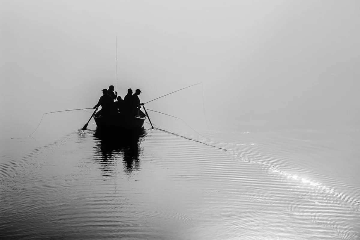 05 NQBW drift fishing 2 BW.jpg